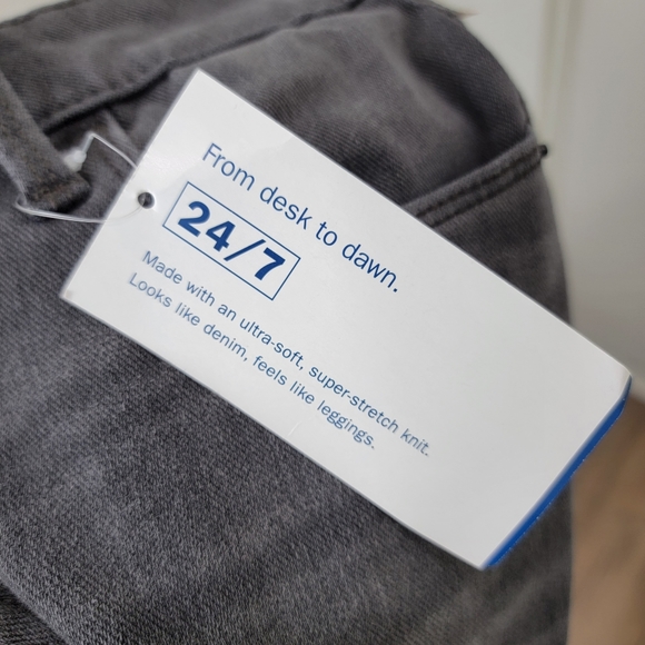 NWT Old navy rockstar dark Gray super skinny jeans size 8 - Picture 8 of 8